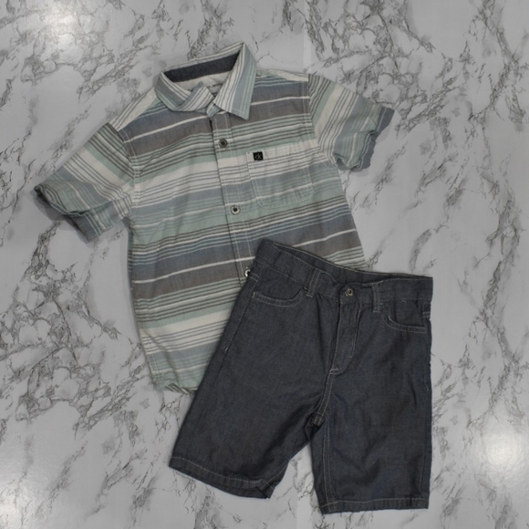 Boy's Calvin Klein set - Picture 2 of 9
